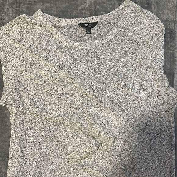 Vera Wang Gray Sweater - Picture 2 of 6